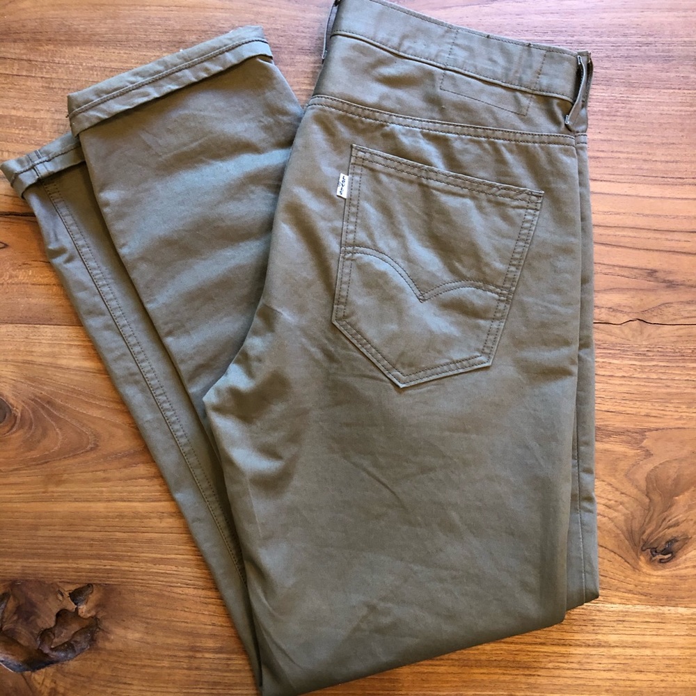 Levi’s chinos 34x32